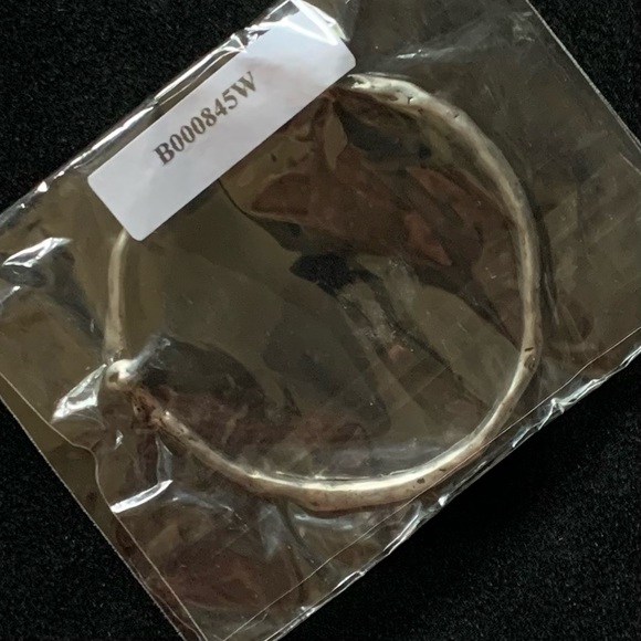 NEW LOW LUV x Erin Wasson Silver Bone Stack Bracelet - Picture 3 of 16